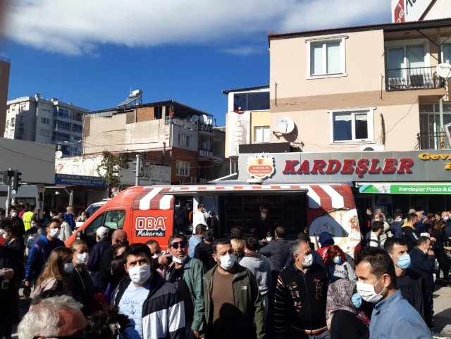 Oba'dan depremzedelere 24 saat makarna desteği Oba'dan depremzedelere 24 saat makarna desteği