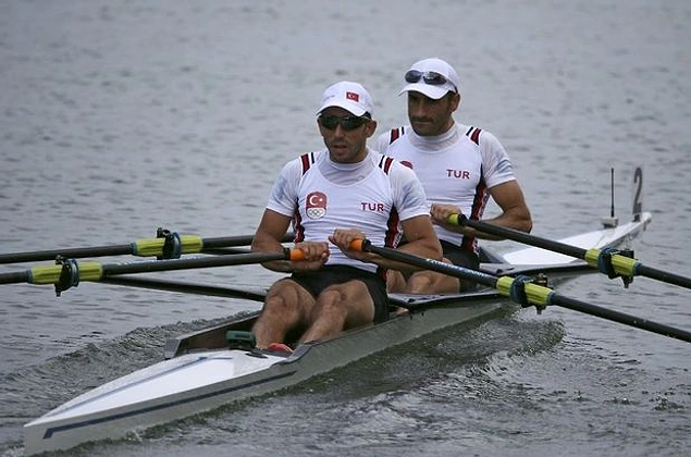 Cem Yılmaz ve Hüseyin Kandemir repesaj yarışında