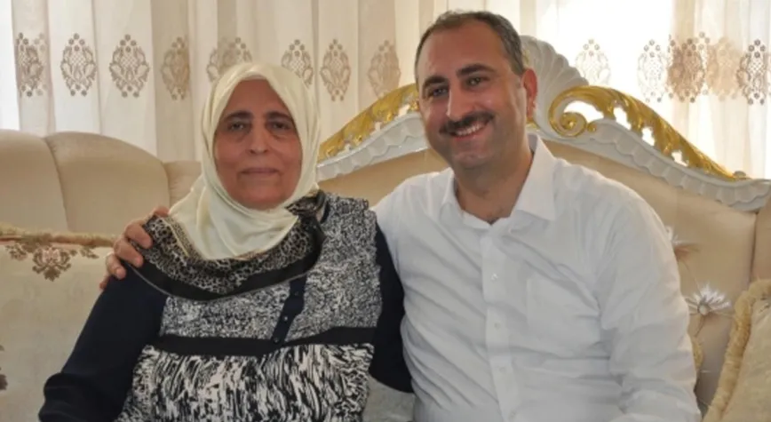 Adalet Bakanı Gül’ün anne acısı