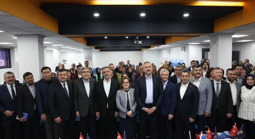 Akparti seçim starı vermiş gibi