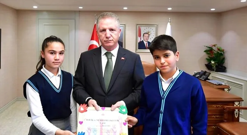 Arabanlı öğrencilerden Vali Gül e ziyaret