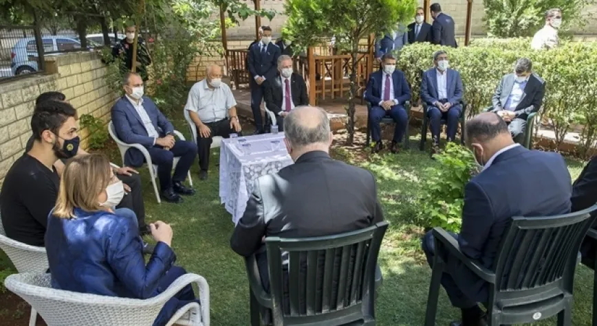 Bakan Gül’den Duygu Delen’in ailesine ziyaret