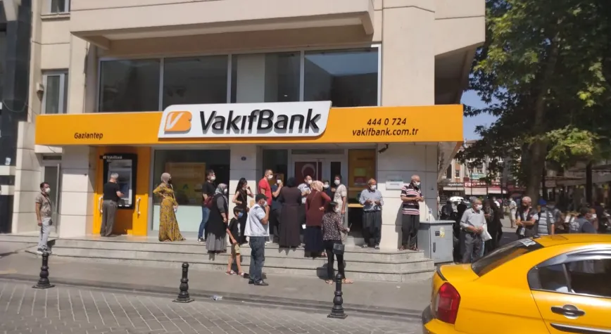 Büyük canlı ekran koymak zor mu?