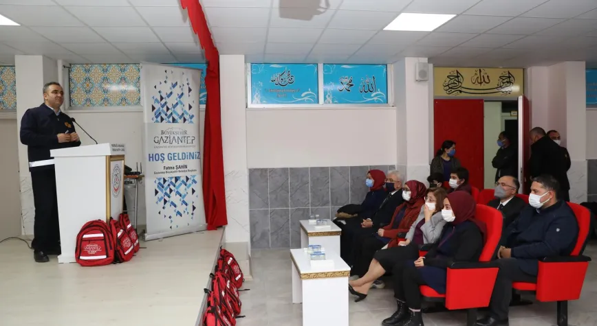 – BÜYÜKŞEHİR, GENÇLERİ BİLİNÇLENDİRİYOR