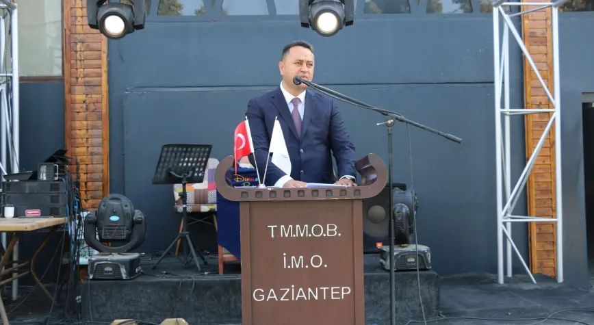 Duayen mühendislere plaket