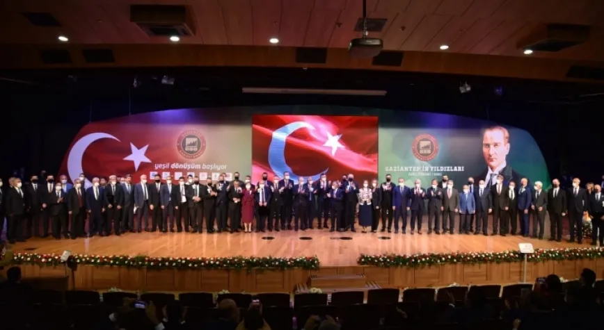 Ekonomiye güç katan sanayiciler ödüllendirildi