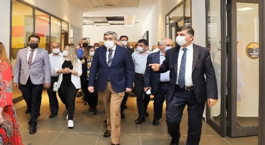 Fadıloğlu’ndan AK Parti yönetimine proje brifingi