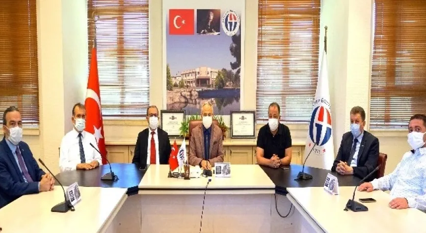 GAÜN ile GAHİB işbirliğiyle açılan halı tasarım bölümü tanıtım toplantısı gerçekleştirildi