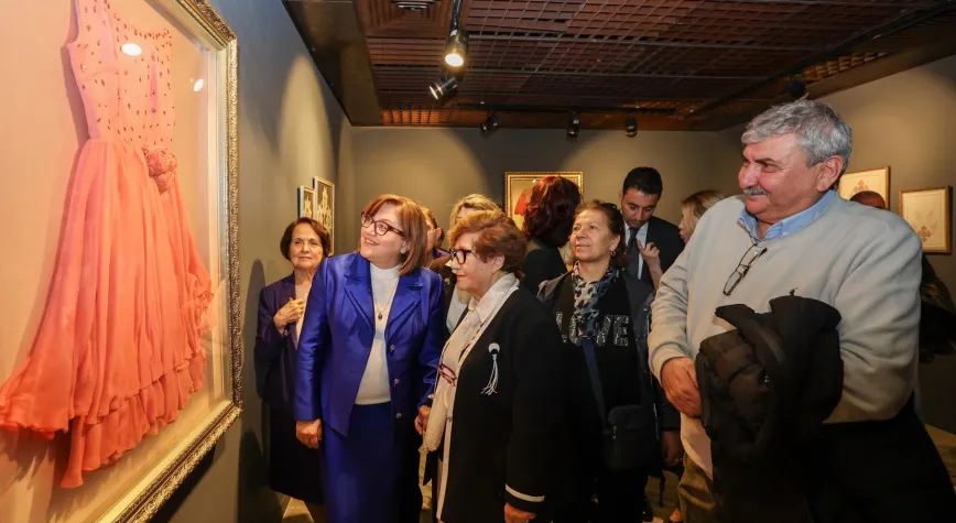 GAZİANTEP BÜYÜKŞEHİR, BİLGE KAZAZ’IN ÇEYİZİNİ KENT HAFIZASINA DÖNÜŞTÜRDÜ