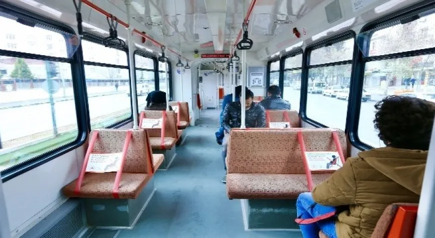Gaziantep’te otobüs ve tramvaylara sosyal mesafe şeridi