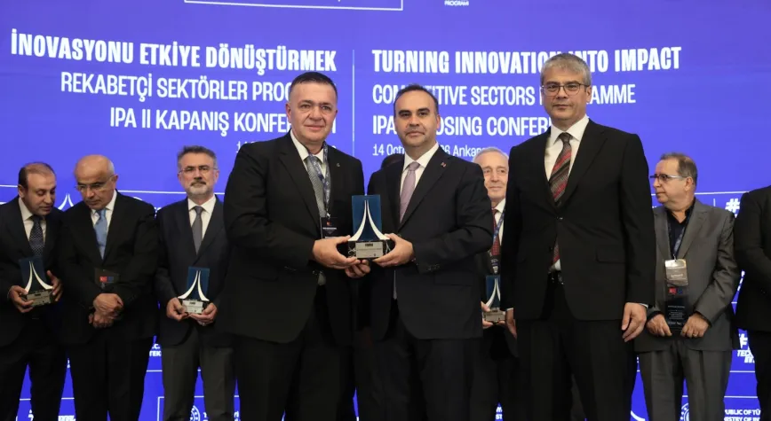 GTB’NİN ANTEP FISTIĞINDAKİ TEKNOLOJİ YATIRIMINA BAKAN KACIR’DAN ÖDÜL