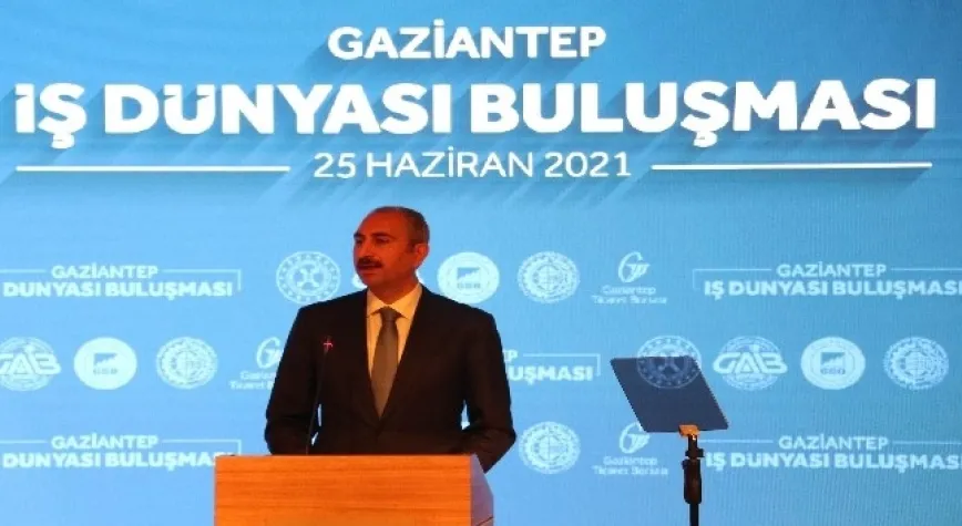 Gül: “Sivil bir anayasa hepimizin ev ödevidir”
