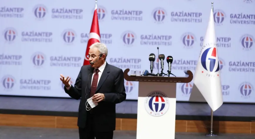 Hayat dolu rektör Özaydın 