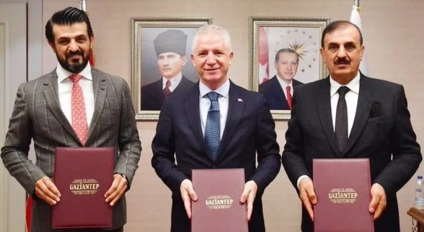 Hayırsever Acar Ailesi