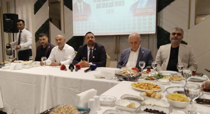 Kaplan," Yeni Parti'yi Türkiye'de iktidar yapmak için adayim