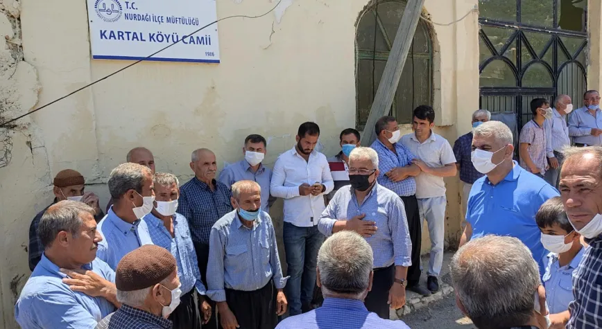  Kavak halkın içinde