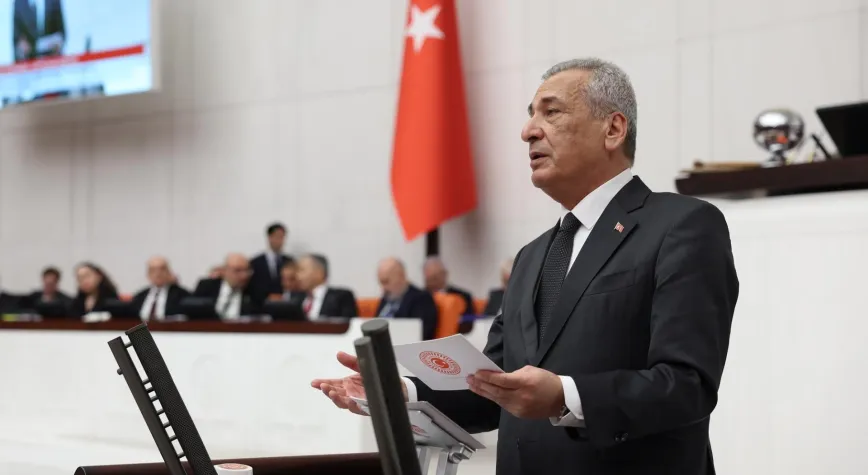 Kaynakları fon vurguncularına değil atanmayan öğretmenlere ayırın!