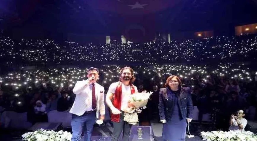 Koray Avcı Gazianteplileri coşturdu