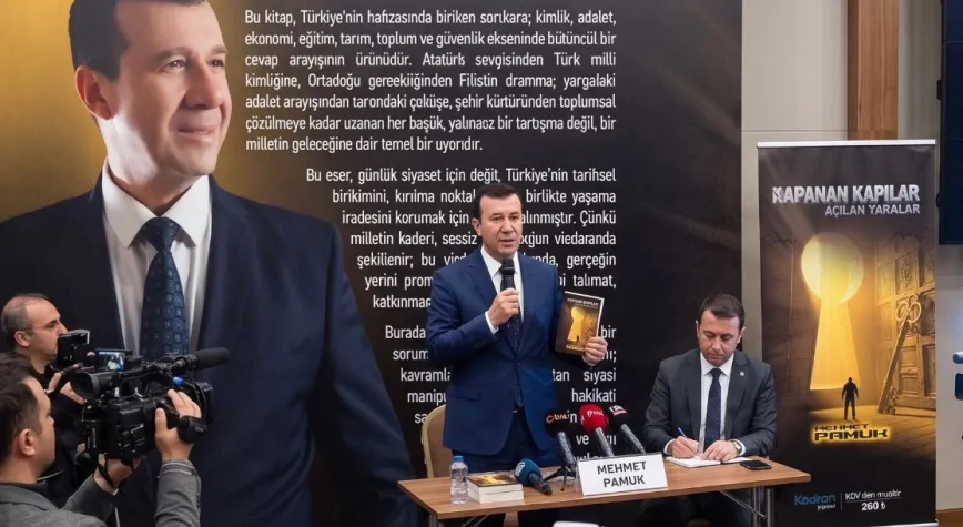 Mehmet Pamuk’un Yeni Kitabı Okuyucuyu Sorgulamaya Davet Ediyor