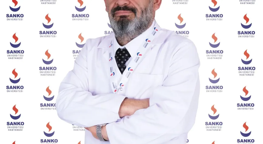 MEMEDE HİSSEDİLEN HER KİTLE, KANSER OLMASA DA DEĞERLENDİRİLMELİDİR   