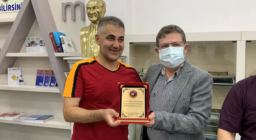 MUHASEBECİLER PANDEMİ SONRASI TENİS TURNUVASINDA BİR ARAYA GELDİLER