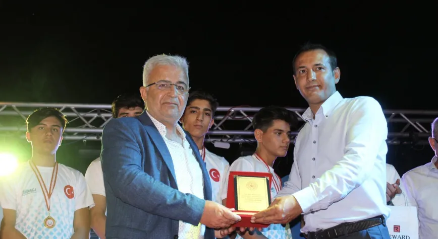 Nurdağı’nda şampiyonluk  konseri