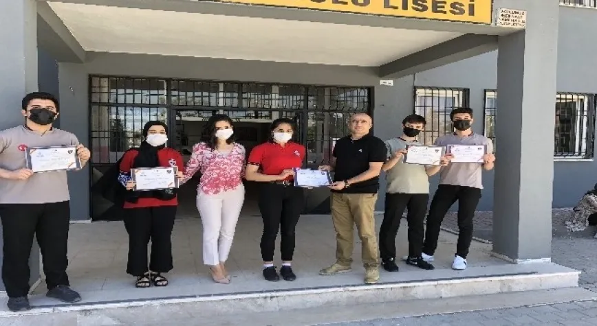 Öğrenciler için “Güvenli Okul Sağlıklı Dünya” eTwinning projesi yapıldı