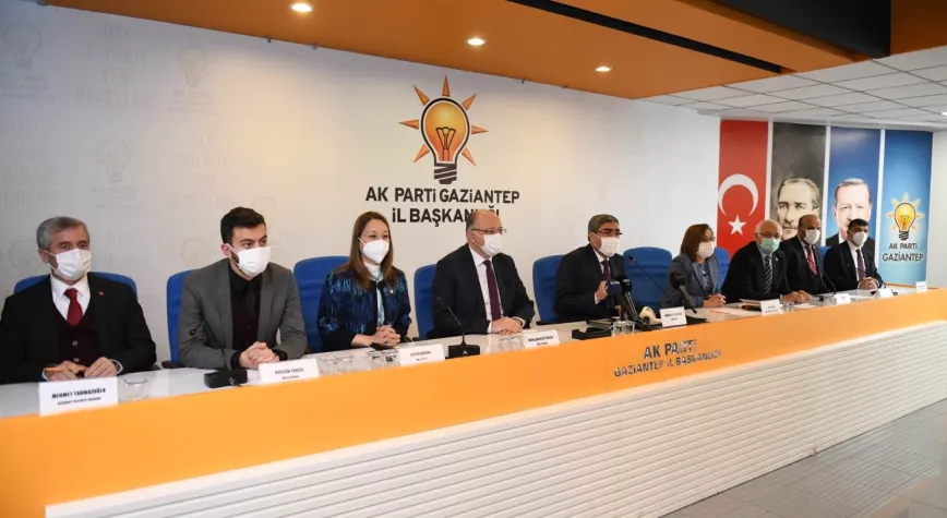 Özkeçeci adaylığını duyurdu