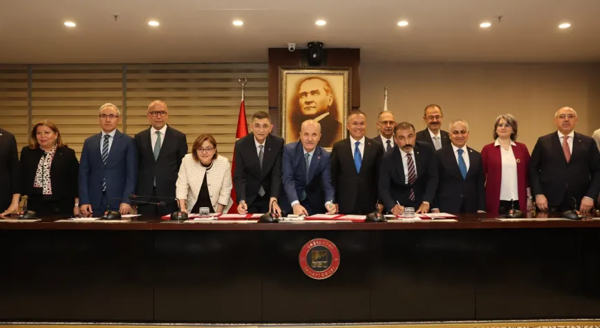 Özvar’dan GİBTÜ’ye “Diş Hekimliği Fakültesi” müjdesi