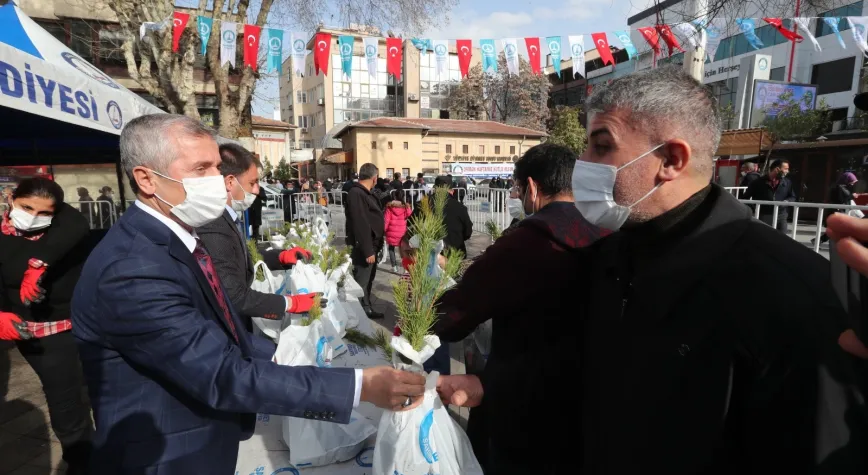 ŞAHİNBEY BELEDİYESİ’NDEN 150.000 FİDAN