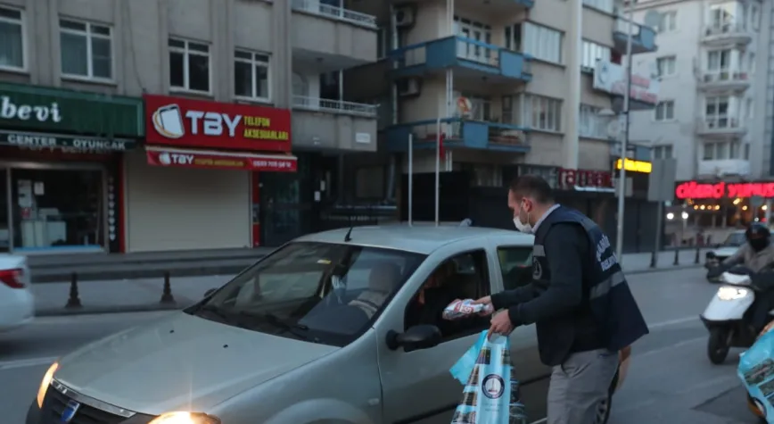 ŞAHİNBEY İFTARA YETİŞEMEYENLERİN YANINDA
