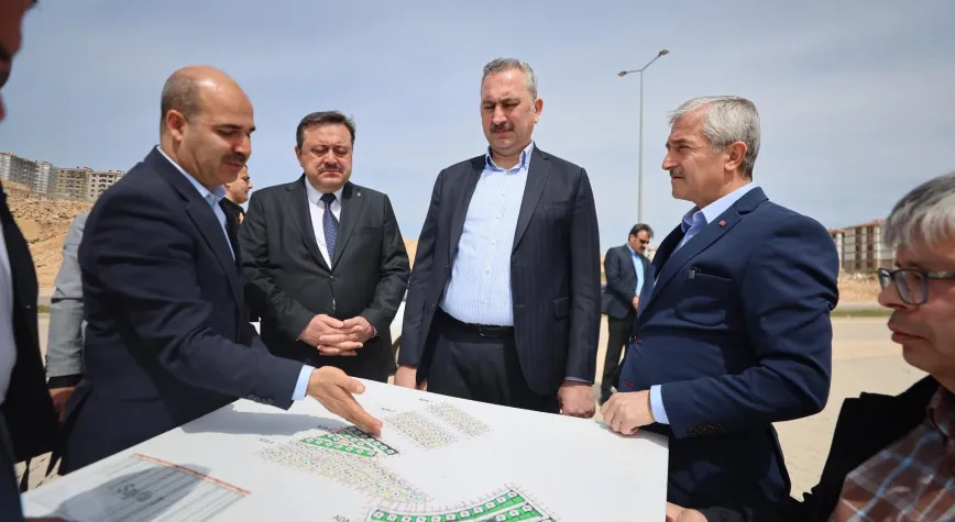 ŞAHİNBEY’DE 3 BİN 414 KONUTLUK DEV PROJE HIZ KESMİYOR