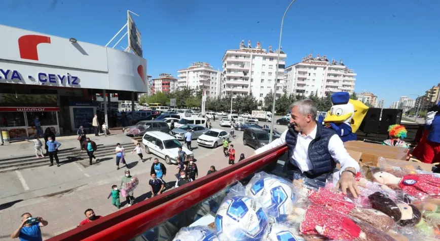 Şahinbey’den çocuklara Dev 23 Nisan etkinliği