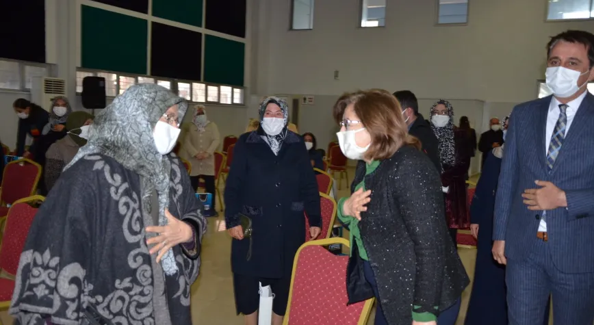 Sakaroğlu,” 8 Mart dünya kadınlar günü kutlu olsun