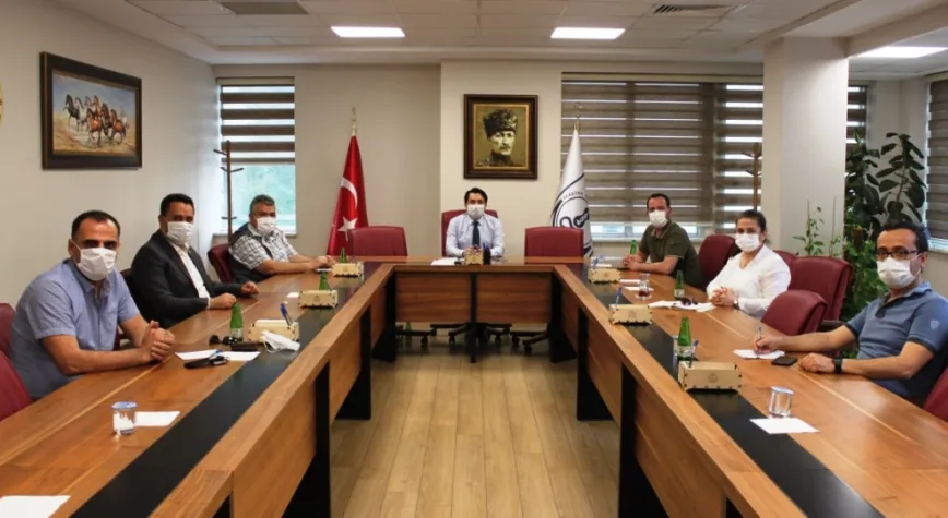 Salgın yayılıyor, kriz derinleşiyor