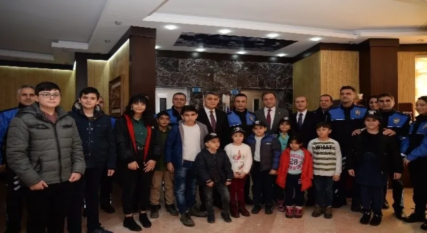 Şehit çocuklarına polis şevkati