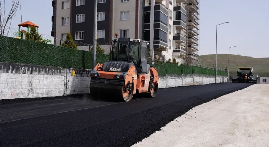 ŞEHİTKAMİL’DE ASFALT ÇALIŞMALAR HIZ KAZANDI