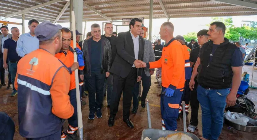 Şehitkamil’de bayram boyunca hummalı temizlik mesaisi