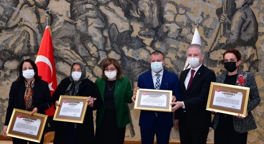 Şölen Çikolata iki okul yaptıracak