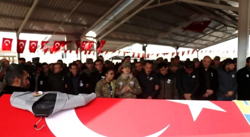 Suriye şehidi Erol Yanık son yolculuğuna uğurlandı