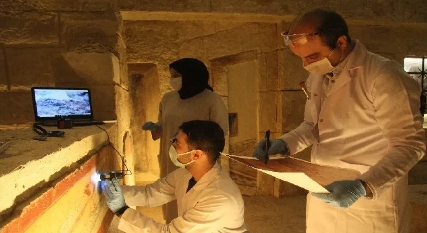 Tarih doktorları iş başında