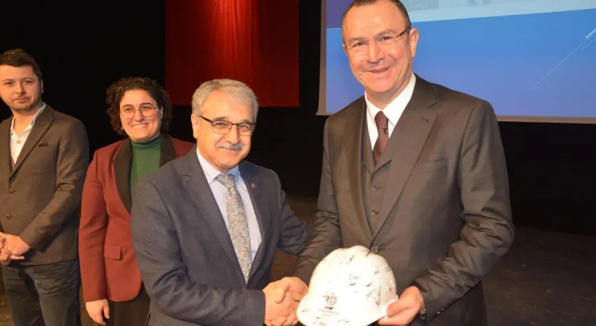 TOPÇUOĞLU’NDAN İNTÖRN ÖĞRENCİLERE TAVSİYELER