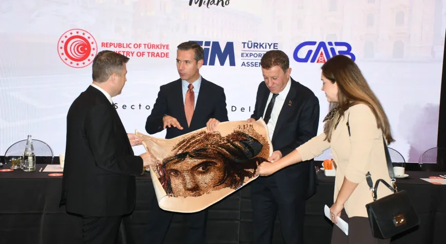 Türk Halı Sektöründen Avrupa Çıkartması: Paris'in Ardından Milano'da Yoğun İlgi