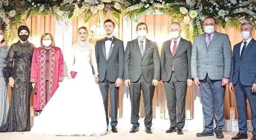 Uslu ailesinin mutlu günü