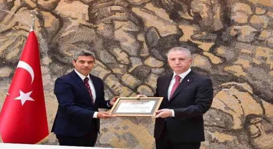 Vefat eden oğlunun adını okulda yaşatacak