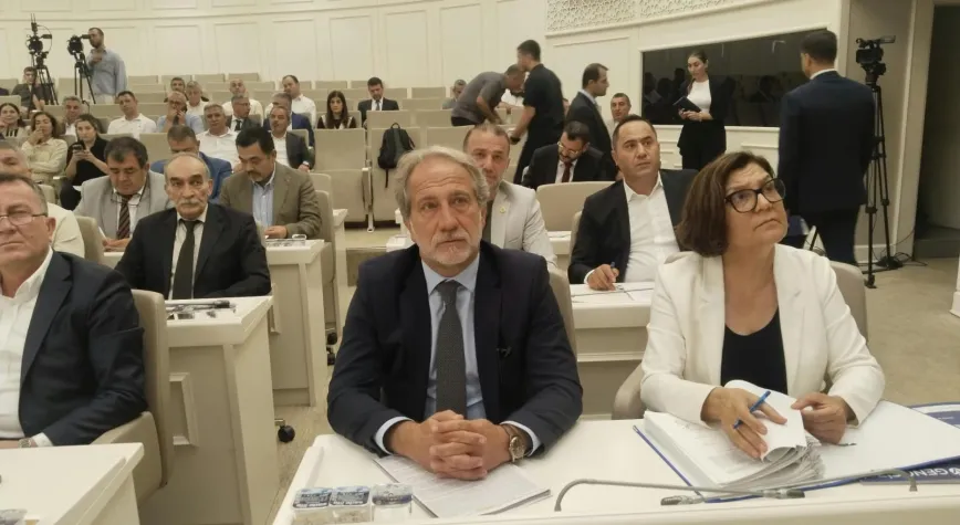Yeni Parti'de Görev Dağılımı Yapıldı