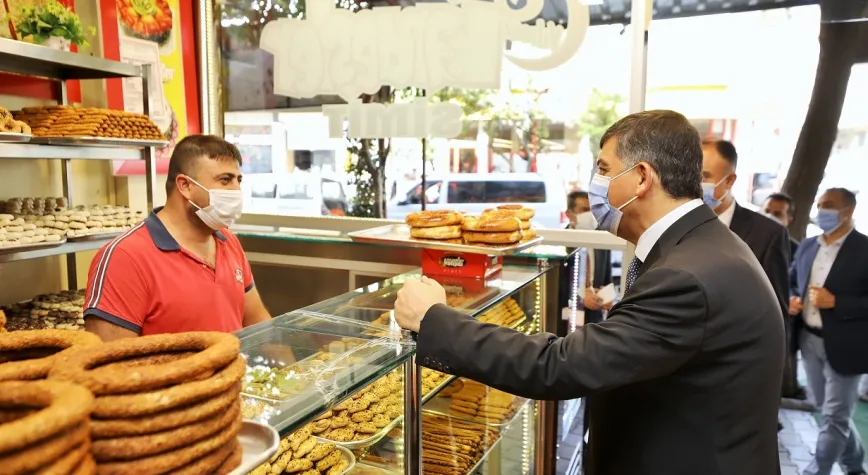 ZİYARETLER, ESNAFIN YÜZÜNÜ GÜLDÜRÜYOR
